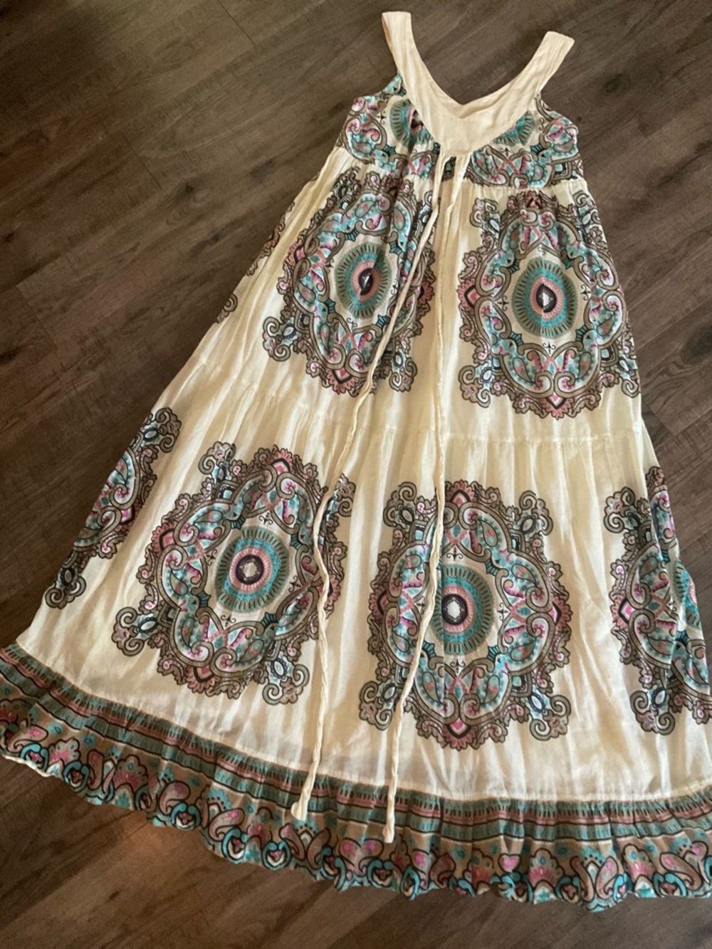 Vintage maxi, boho pattern, super comfy, small